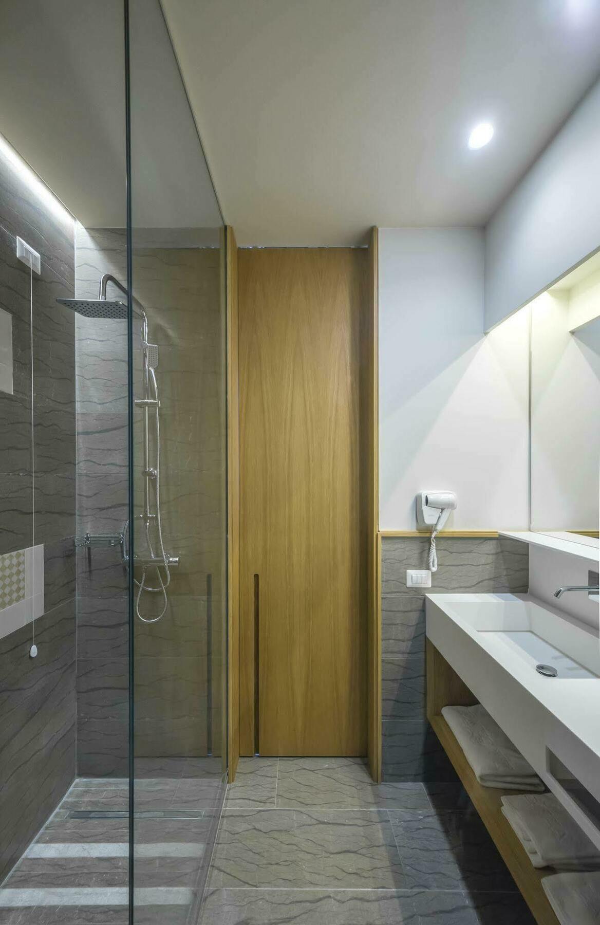 Gaura Apartments ตราปานี ภายนอก รูปภาพ