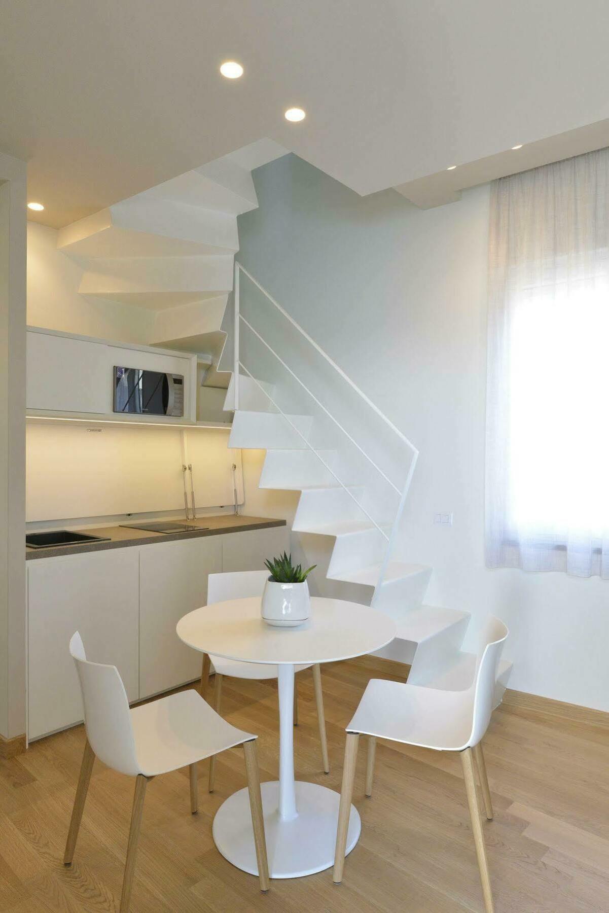 Gaura Apartments ตราปานี ภายนอก รูปภาพ
